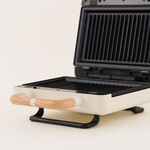 Alberto aluminum sandwich maker 23.2*24.2*10.5cm 800W, beige and grey image number 2