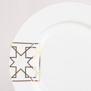 La Mesa Dinner Set 16 Pieces Gold Arabisque