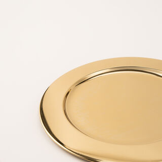 طبق لأسفل صحن المائدة معدن من مجموعة أُلْفَة باللون الذهبي
