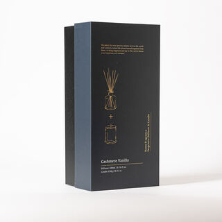 Gift box contain 200ml diffuser and 250g scented candle jar