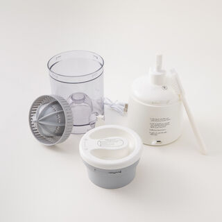 Alberto white rechargeable cordless juicer 11*11*23.7cm