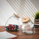 Alberto Leaning Glass Jar With Wooden Lid 1900Ml image number 0