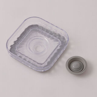 Alberto plastic striped food container with lid 10.5*10.5*8
