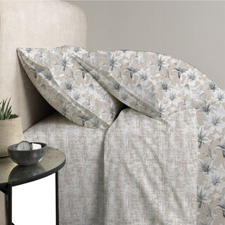 Cottage beige lilly print comforter set queen size with 3 pieces