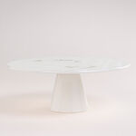 La Mesa white porcelain cake stand with caligraphy image number 1