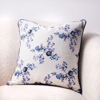 Boutique Blanche cotton floral cushion 45*45cm