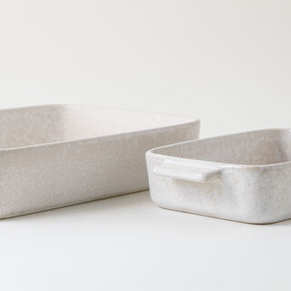 La Mesa stoneware oven to table 2pcs rectangular dish set, white