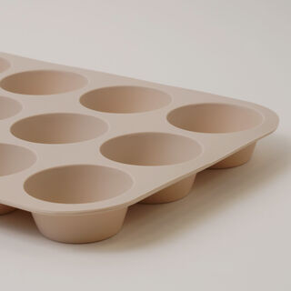 Alberto silicone muffin cake mould, 12 cups 32.5*24.8*3cm, cream