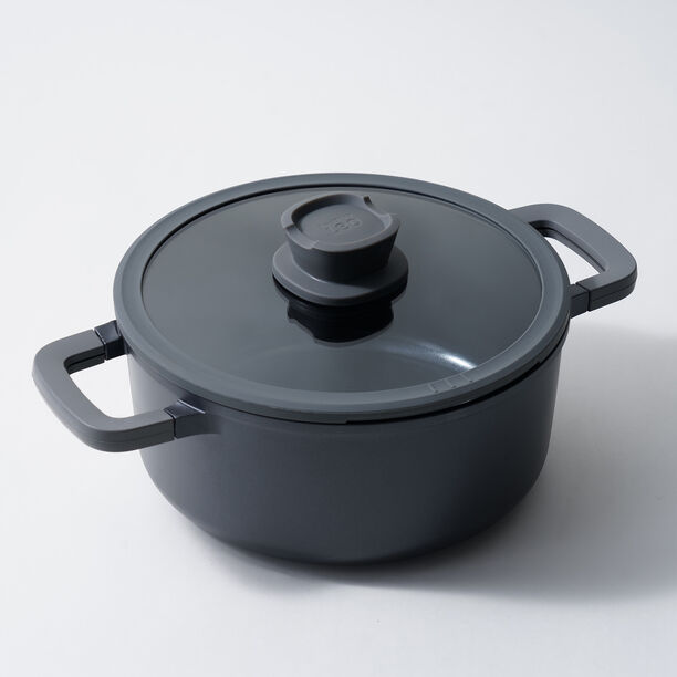 Berghoff aluminum two handle pan 24cm, black image number 0