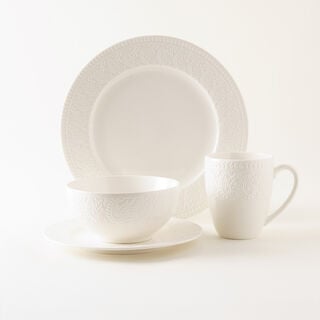 لا ميسا طقم سفرة 16 قطعة أبيض بنقشة زهرية