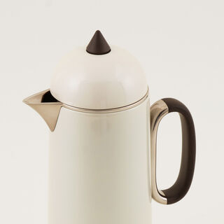 دلتي طقم دلة قطعتين ستانلس ستيل لون لؤلؤي مع بني فاتح وخشب بسعة 1 لتر لكل قطعة