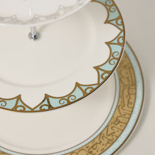 La Mesa 3 Tiers Porcelain Dessert Serving Fairouz New Bone Gold