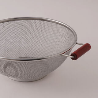 البرتو مصفاة ستانلس ستيل بمقابض خشب 54*43*27.5سم، فضي