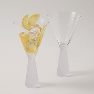 La Mesa Set Of 2 Tall Glasses Frosted Bottom Modern Design