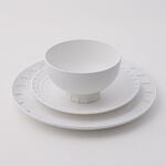 Qurtuba Collection La Mesa Dinner Set With Embossed Decal, 18 Pieces image number 4