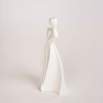 Homez off white resin woman sculpture 11.6*9.2*31.5 cm image number 2
