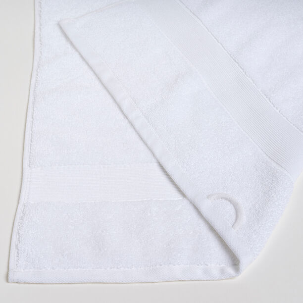 Bath Towel image number 3