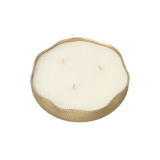 شمعة في وعاء