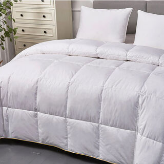Cottage cloud duvet with a down proof finish 230*220cm