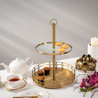 3 Tier Serving Stan Qamaryat