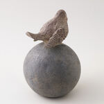 Homez Resin Birdie Standing On Orb Looking Up, Grey 16*17.5*24 Cm image number 2