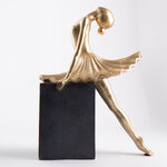 Homez replica dancing Lady 44 cm image number 0