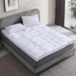 Cottage plush mattress topper with a down proof finish 200*200*10cm