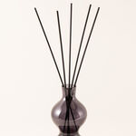 هومز معطر جو زجاج مع أعواد برائحة صنّي سانغريا 1000مل image number 3