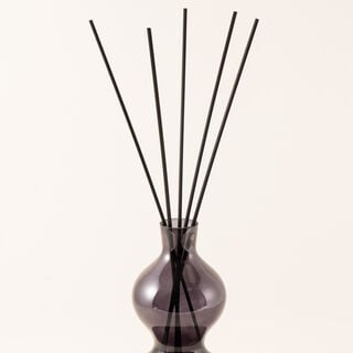 هومز معطر جو زجاج مع أعواد برائحة صنّي سانغريا 1000مل