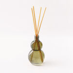معطر زجاجي بعطر العود كاكي image number 1