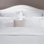 Duvet Cover Set 3 Pieces Cotton King Size Embroidery White  image number 2