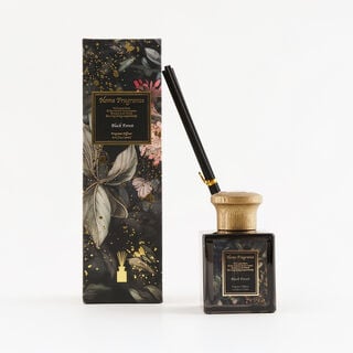 هومز فواحة معطرة زجاجي الغابة السوداء برائحة الزهور مع أعواد 200 مل