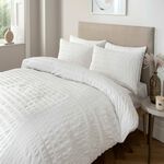 Cottage anti allergy duvet with a micro fresh finish 230*220cm image number 1