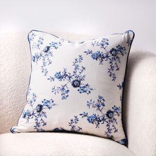 Boutique Blanche cotton floral cushion 45*45cm