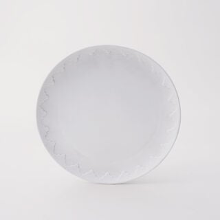 Qurtuba Collection La Mesa Dinner Set With Embossed Decal, 18 Pieces