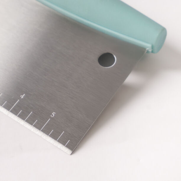 Alberto stainless steel pastry cutter image number 1