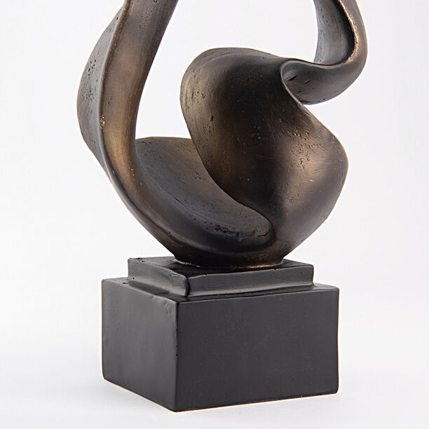 Home accent sculpture image number 3
