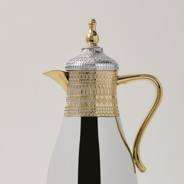 Dallaty jambiyah set of 2 gold & silver steel vacuum flask image number 2