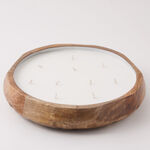 Homez oud and musk scented candle in medium wooden tray image number 1