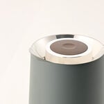 1L green steel vacuum flask with wooden handle image number 2
