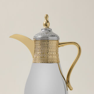 Dallaty jambiyah set of 2 gold & silver steel vacuum flask