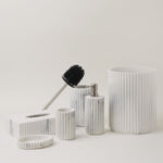 Homez polyresin lotion dispenser, white 7.6*4.5*20cm image number 4