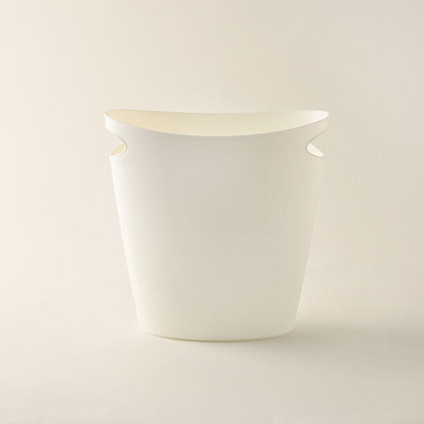 Homez 7.7L White Oval Trash Bin image number 0
