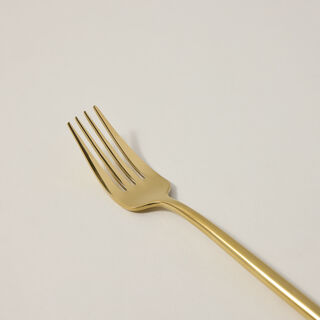 16 Pcs Cutlery Set Modern Gold