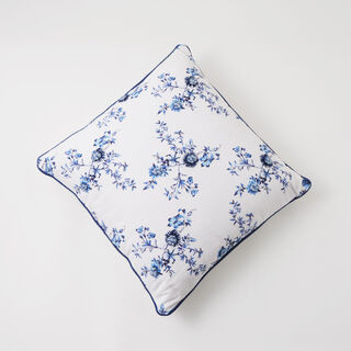 Boutique Blanche cotton floral cushion 45*45cm