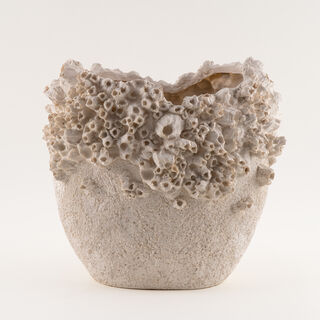 Homez resin baley decorative sculpture 34*25*31.2cm, beige