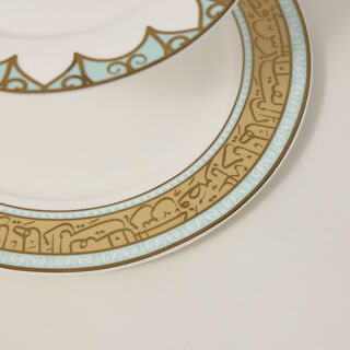 La Mesa 3 Tiers Porcelain Dessert Serving Fairouz New Bone Gold