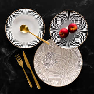 18 PCS NEW BONE PORCELAIN DINNER SET