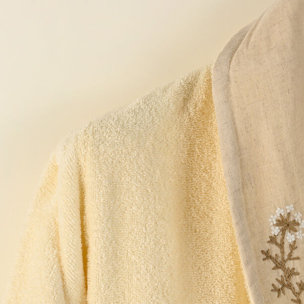 Boutıque Blanche M Cotton Bathrobe 360Gsm In White image number 1