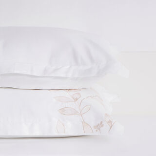 Boutique Blanche 4pcs duvet set super king size 240*260cm, white